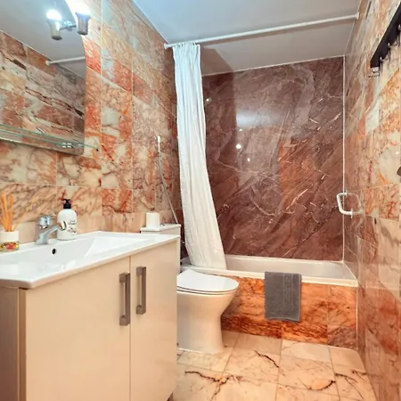 Americas Camison With Pool And Patio 7 By Tenerife365 * 美洲海滩